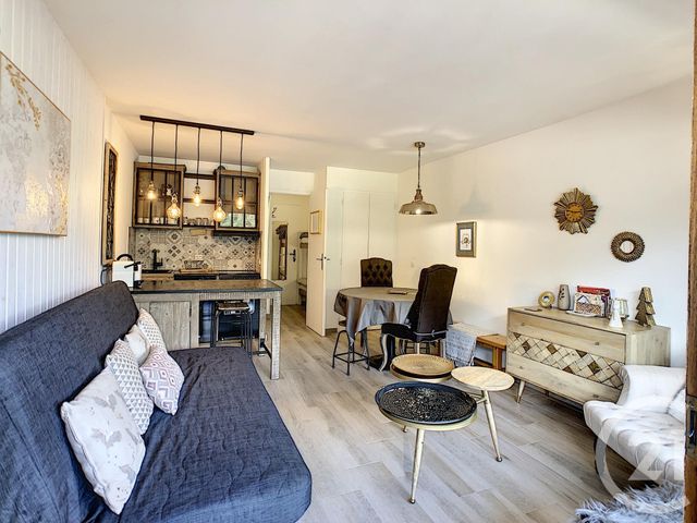 Afficher la photo en grand Studio à vendre - 1 pièce - 25.25 m2 - LE GRAND BORNAND - 74 - RHONE-ALPES - Century 21 Aravis Immobilier
